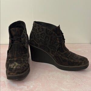 Pliner Dakota Cheetah Print. Black, Brown, Gold Metallic Wedge Booties